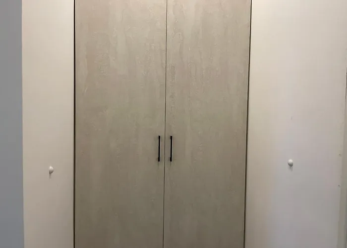 아파트 Beautiful Penthouse Lakeview W18 *