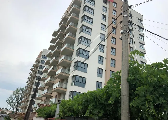 Beautiful Penthouse Lakeview W18 Апартаменты *