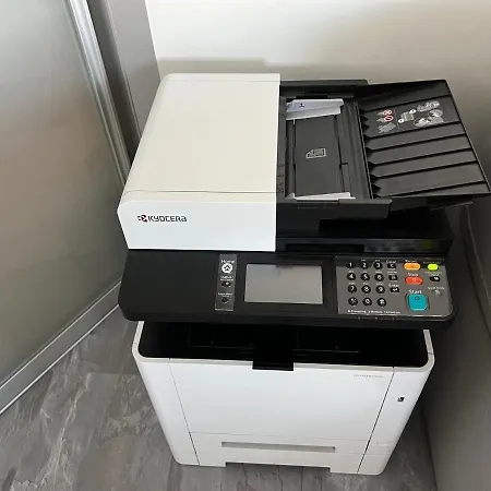 Beautiful Penthouse Lakeview W18 * Bukarest