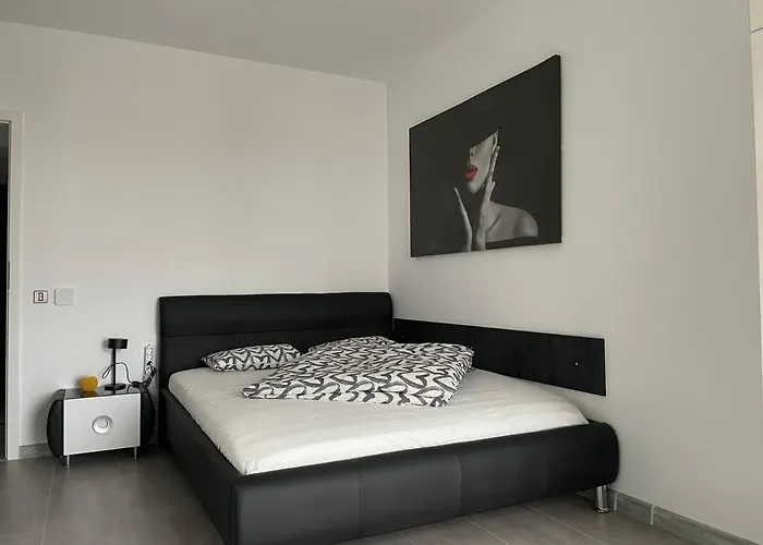 Beautiful Penthouse Lakeview W18 * Bukarest